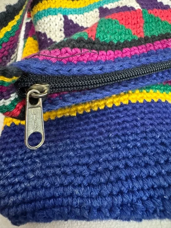 Vintage Guatemalan Handwoven Boho Bag - Vibrant Mayan Geometric Design - Picture 5 of 16